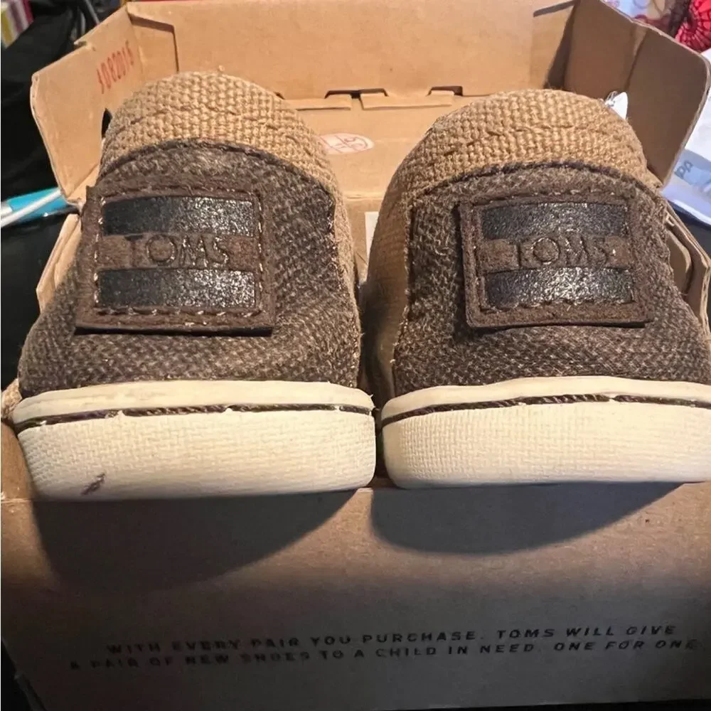 Toms Tiny Toddler Tan Classic Shoes - Lion